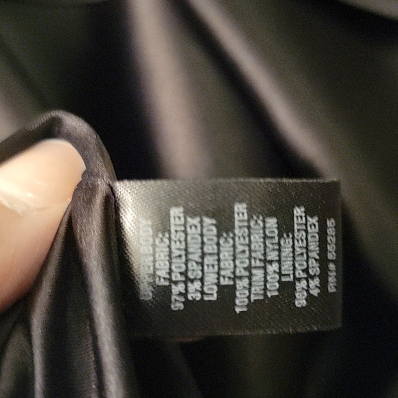 Express Dress - Picture 6 of 7